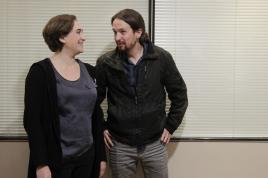 La-portavoz-de-Guanyem-Barcelona--Ada-Colau--y-el-lider-de-Podemos--Pablo-Iglesias-