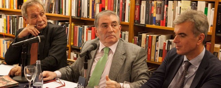 cv4dgf4wiaecmgx-jpg-large