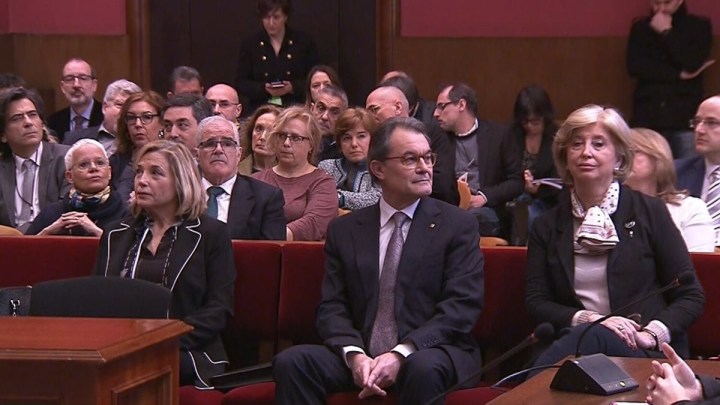 ortega-mas-rigau-banquillo-los-acusados-1486371916402